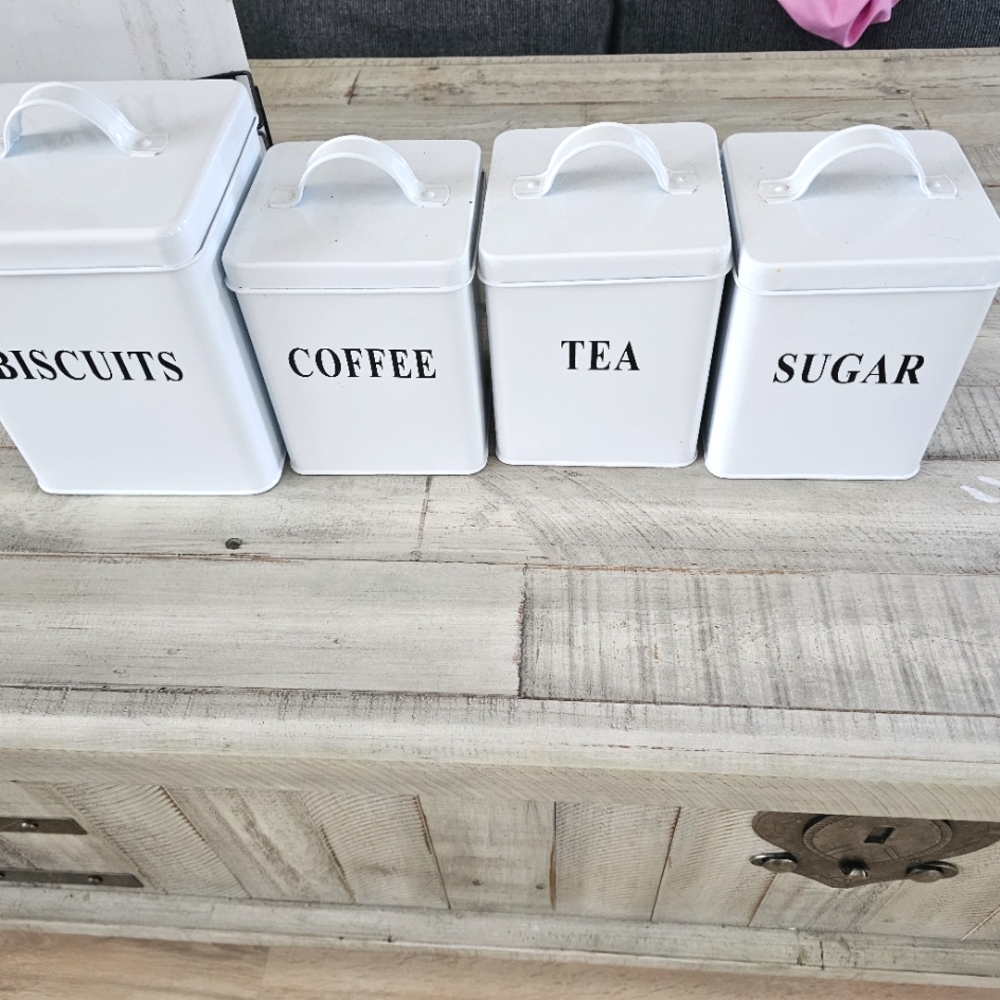 Farmhouse canister set